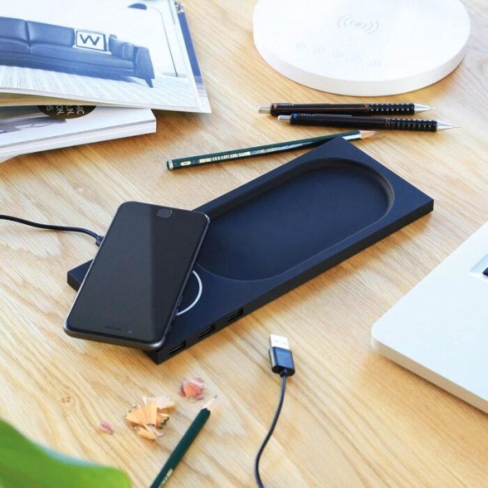 Kabellose Ladestation & 3-fach USB Hub – Bild 3