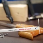 Magnetic carpenter's pencil