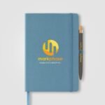 Terra Notizbuch aus Recyclingmaterial in Stahlblau mit Logodruck